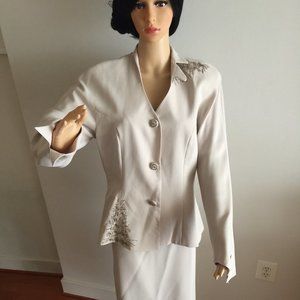 ONE-OF-A-KIND 'SIDE COLLAR' Formal Suit